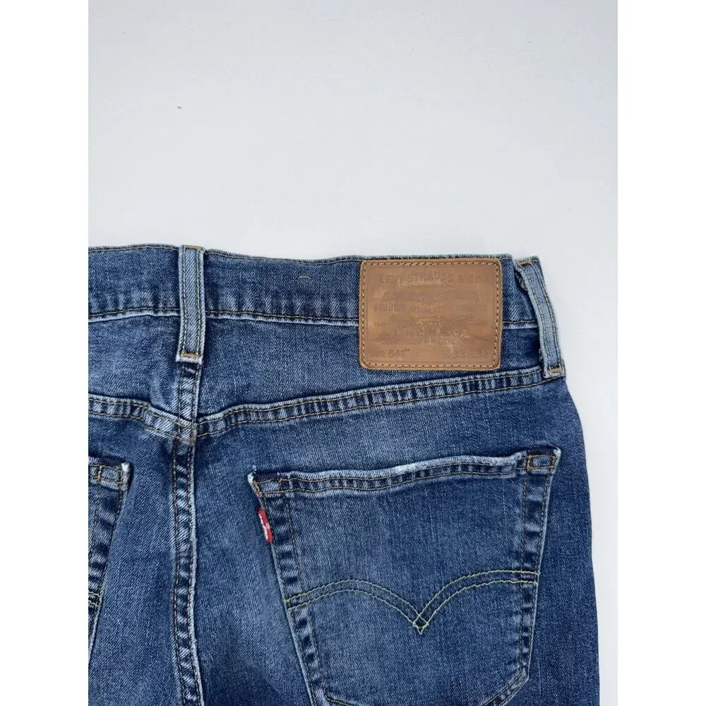 Levi's 541 Athletic Taper Jeans Men's 33x32 Stretch Medium Wash Denim